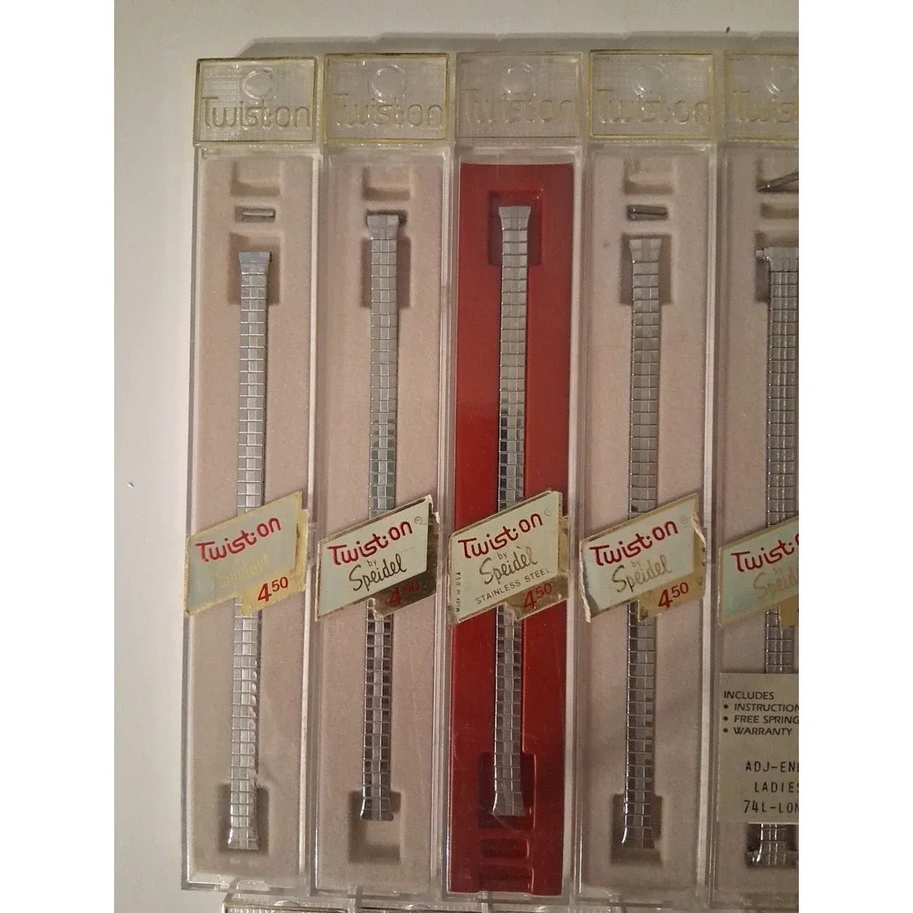 Lot of 21 Speidel Twiston Silvertone Wrist Watchbands Original Cases 2 are wider